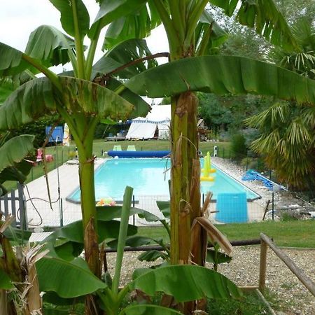 Bourgougnague La Vieille Ecole Bed & Breakfast エクステリア 写真