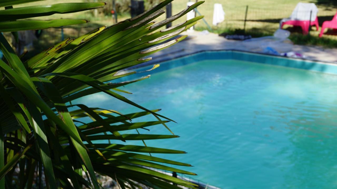 Bourgougnague La Vieille Ecole Bed & Breakfast エクステリア 写真