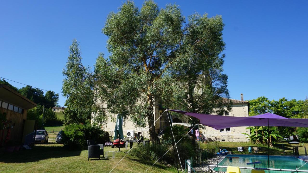 Bourgougnague La Vieille Ecole Bed & Breakfast エクステリア 写真