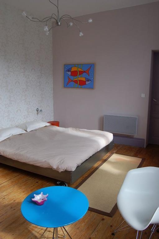 Bourgougnague La Vieille Ecole Bed & Breakfast 部屋 写真